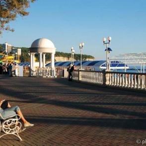 Дивноморское